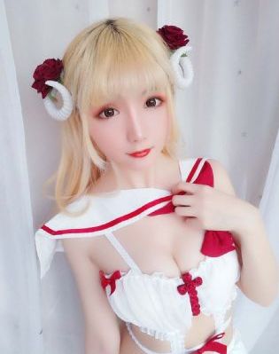 亚洲综合丝袜美腿无码_超清手机在线观看